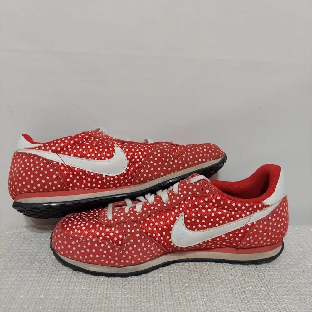 Nike Genicco Red Polkadot Shoes Women's Size US 9 Rare Running 705283-610‎